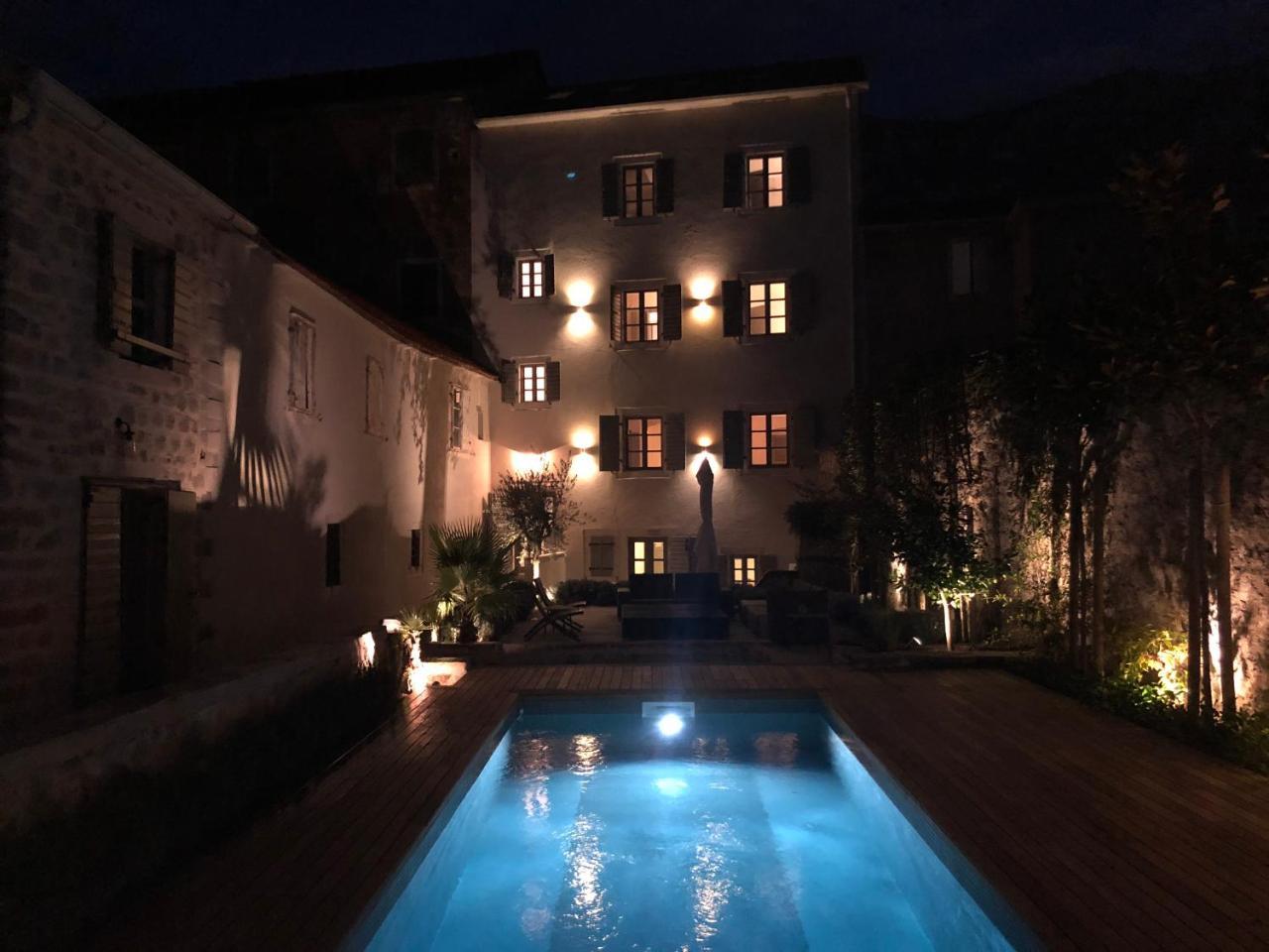 Palazzo Sbutega Bed & Breakfast Kotor Exterior foto